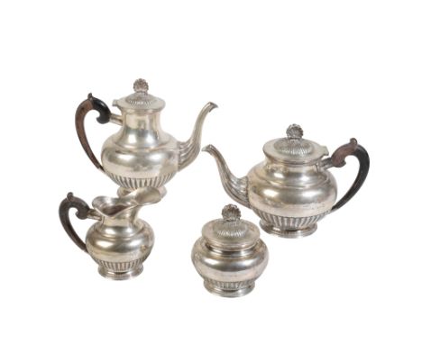 AN ITALIAN MID 20TH CENTURY SILVER COLOURED FOUR PIECE TEA AND COFFEE SERVICE BY ILARIO PRADELLA, Milan 1944-1968, .800 stand