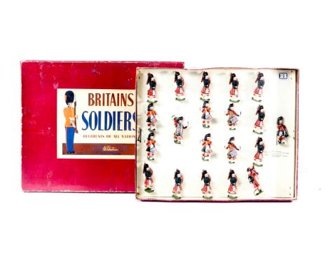 Britains Highland Pipe Band of the Black Watch, Set No.9435. !962 to 1965 under 9435 (2109 previoulsy) Tenor and Bass Drummer