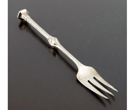 Omar Ramsden and Alwyn Carr, an Arts and Crafts silver pickle fork, London 1913, planished and tapered hexagonal section with