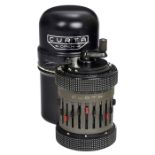 Rechenmaschine Curta Type II (hellgrau), 1964