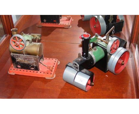 A Mamod SR1A Steam Roller, together with a Mamod SP1 Steam Power Engine 