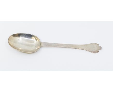 A Charles II silver trefid spoon, with oval bowl and rat tail with raised dot detailing, the reverse handle engraved initials