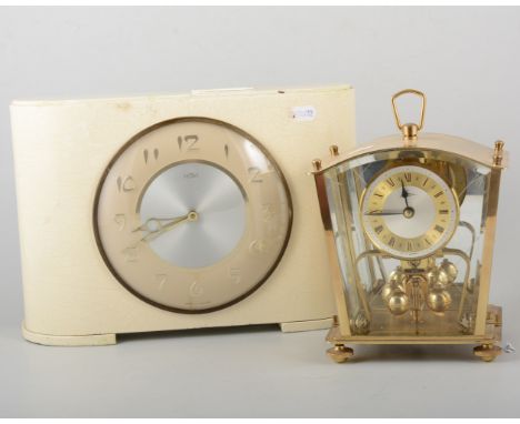 Smiths Enfield, bakelite case mantel clock; Savings clock; and an Art Deco style mantel clock. (3)