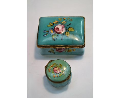 A George III South Staffordshire green enamel rounded rectangular snuff box, the hinged cover and base painted in polychrome 