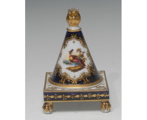 A Chamberlain Worcester pastille burner,  the cover painted in the manner of Dr Davis with a bird, within a gilt scroll carto