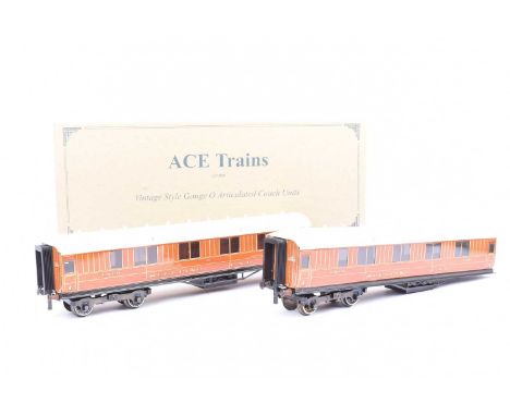 Pair of ACE Trains 0 Gauge C6 LNER Gresley Teak Articulated Sleeping Coaches, in original box, E, box VG