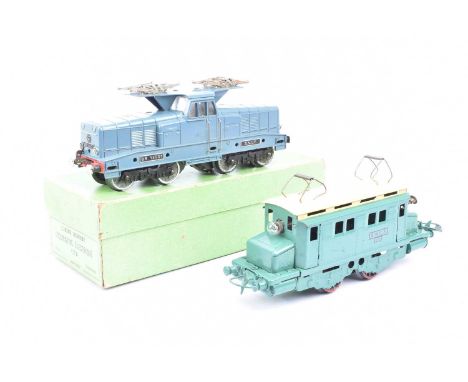 French Hornby 0 Gauge SNCF Electric twin Pantograph Locomotives, TZB blue Centre Cab BB13001  Locomotive, in original box and