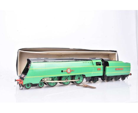 Unusual 0 Gauge full scale Clockwork Southern Railway green Merchant Navy Class 4-6-2 21C1 'Channel Packet',  appears to have