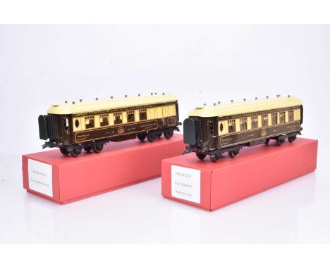 Pair of Hornby 0 Gauge restored No 2 Pullman Coaches, both finished in Wagon Lits Golden Arrow chocolate and cream, Voiture S