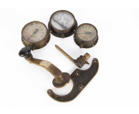 GWR Brass Cased Pressure Gauges and a Brass Class 08 Diesel Shunter Control Handle Set, three circular gauges with glass pane