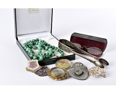 A collection of jewellery and other items, including a pair of George IV period silver sugar tongs, a silver and enamel ROAB 