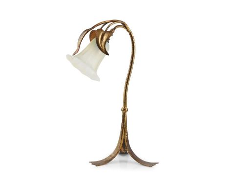  CONTINENTAL TABLE LAMP, CIRCA 1900 hammered brass, with opalescent glass shade&nbsp; 48.5cm high   