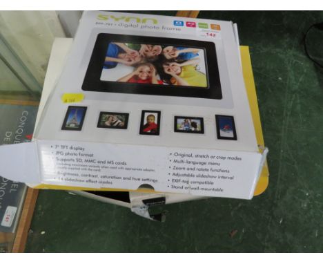 BOXED DIGITAL PHOTO FRAME TOGETHER WITH A BOXED KODAK EASY SHARE PRINTER.