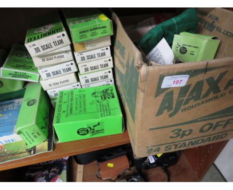 SELECTION OF BOXED AND LOOSE VINTAGE SUBBUTEO ITEMS INCLUDING GOALS AND OTHER ITEMS. (AF)