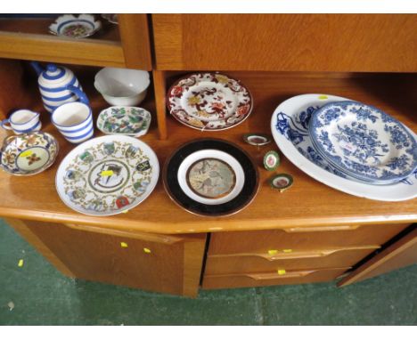 RINGTONS TEAPOT TEA CUP AND MILK JUG, THREE ENOCH WEDGWOOD DINNER PLATES AND OTHER CHINA.