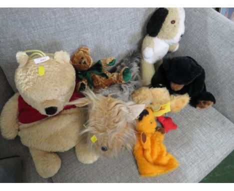 PLUSH ANIMALS AND A CHAD VALLEY SOOTY HAND PUPPET (SOLD AS DECORATIVE ITEMS ONLY)