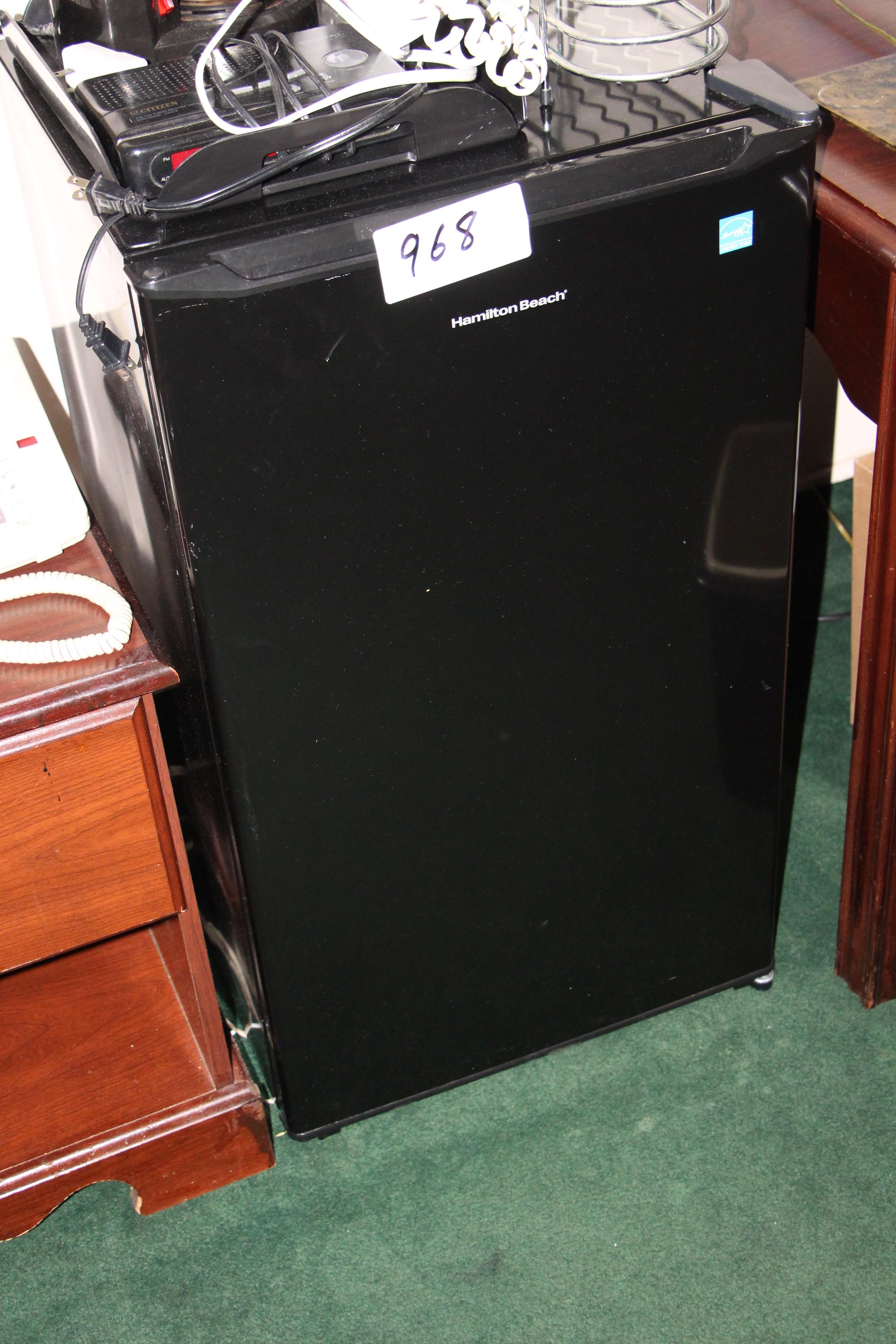 Hamilton Beach bar fridge