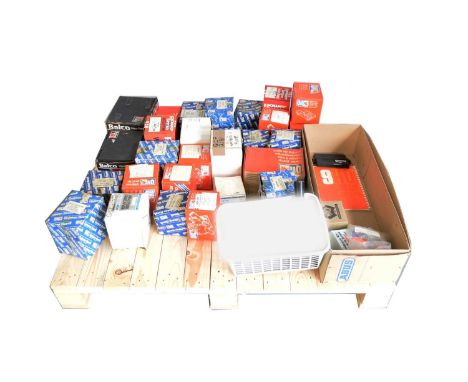 Vintage and classic car parts, water pumps, makers include Quinton Hazell, Q8, Powertrain Products, Balco and others, cars to
