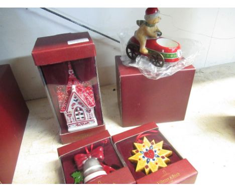 Villeroy &amp; Boch Scandinavian house tea light burner, Nostalgic Dreams, two Christmas tree baubles 