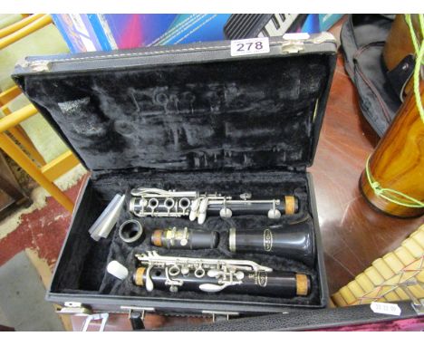 Cased clarinet by Vito 'Resotone' USA