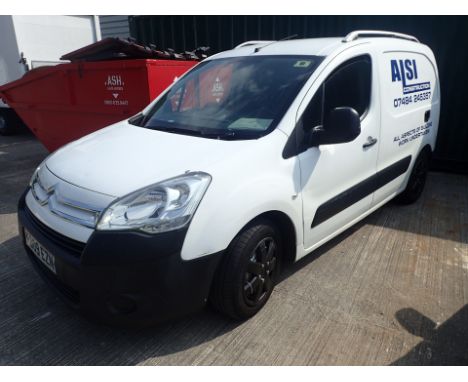Citroen Berlingo 625 X 16V panel van 1587cc gas bi-fuel FD09 EZN first registered 26/06/2009   CONDITION REPORT:  This vehicl
