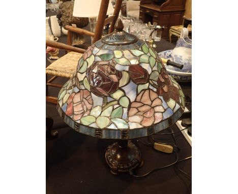 Tiffany style glass shade table lamp   CONDITION REPORT:  The electrical items included in this lot have been PAT tested and 
