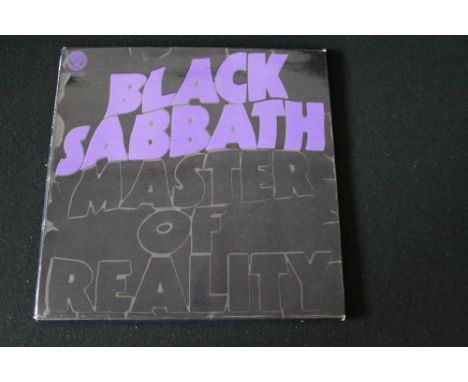 BLACK SABBATH - MASTER OF REALITY - A very well presented complete 1st UK pressing of the 1971 release on the Vertigo swirl l
