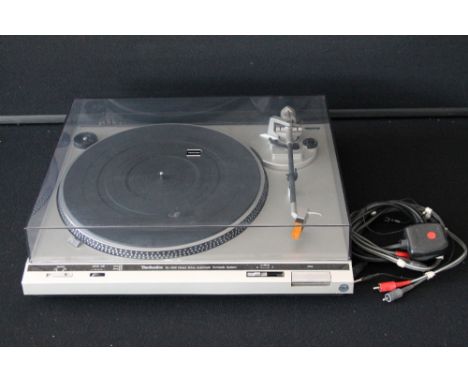 TECHNICS RECORD PLAYER - a Technics SL-D20 direct drive automatic turntable system featuring mains cord and wiring. A Technic