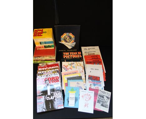 MUSIC BOOKS & MAGAZINES - 15 books on the subjects of rock, British singles and Television and Radio, 6 issues of record coll