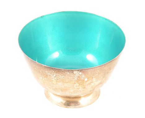 A Towle white metal bowl, turquoise enamel interior, marked Towle Sterling 46, height 8cm, diameter 13 cm, 7.5oz.