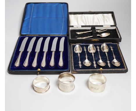 A cased of six George V silver apostle teaspoons, Sheffield 1917, 92 grams, a cased two piece christening fork and spoon (mad