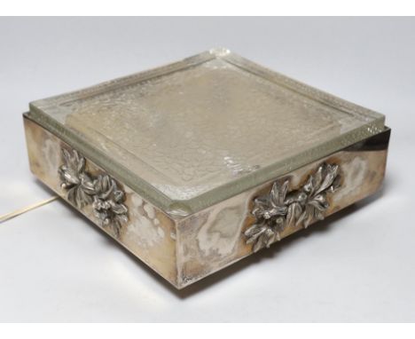 A plated and glass centrepiece table light, 31cm square