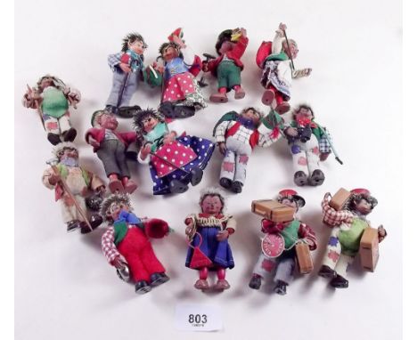 A Steiff group of sixteen Micki and Mecki hedgehog walkers etc.
