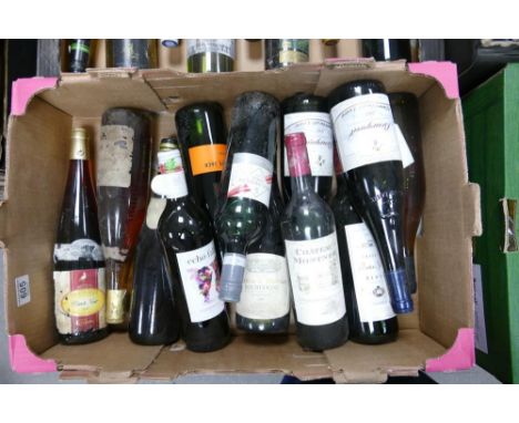 A collection of Vintage Wines to include Val De Loire Bourgueil, Chateau Montner , Chateau Pontac Gadet, 1997 Cheateau De Dav