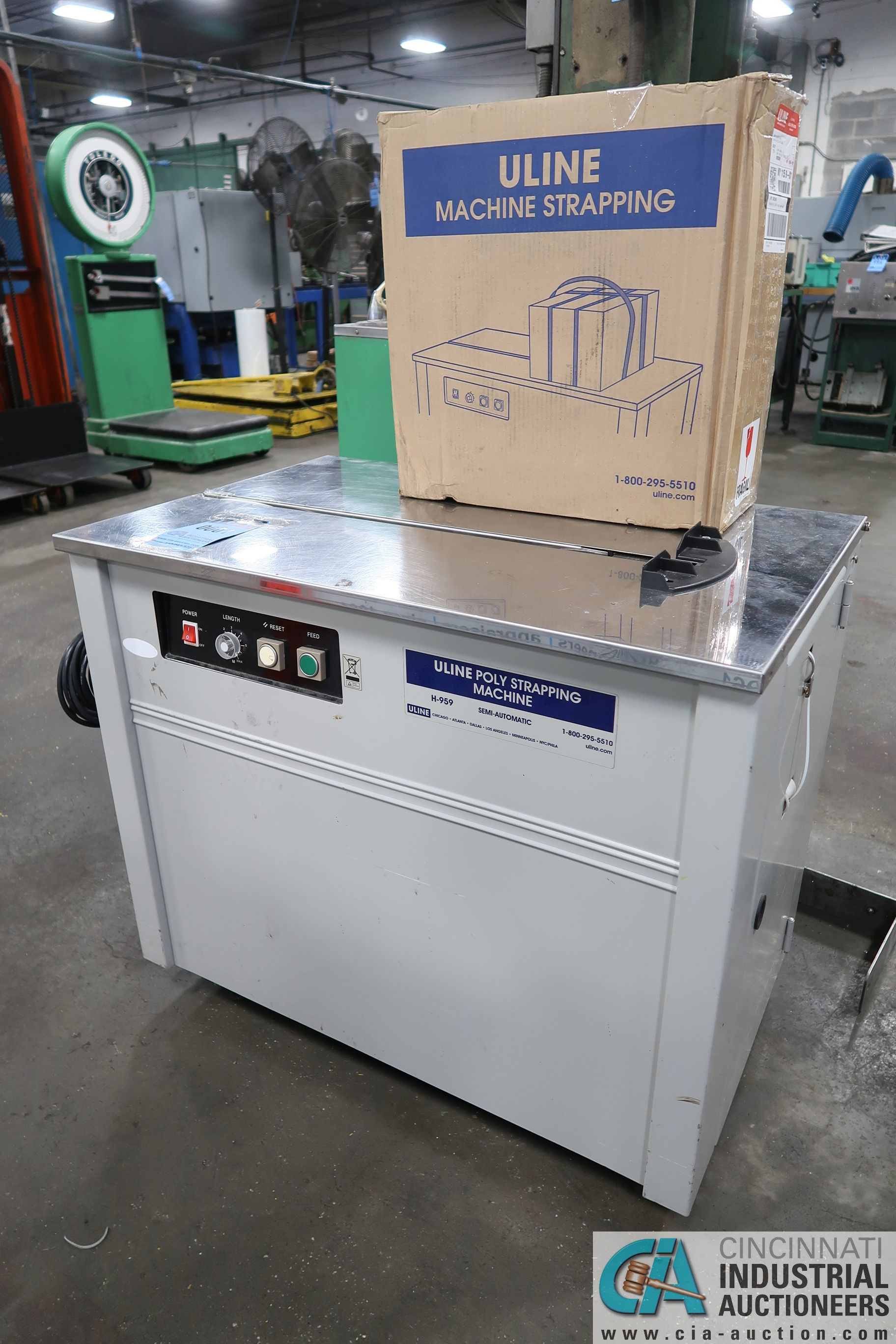 ULINE MODEL H959 POLY STRAPPING MACHINE; S/N 1008153937, 29" X 23