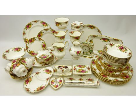 Royal Albert 'Old Country Roses' part tea and dinner ware service for six persons and other decorative ceramics and a Mason's