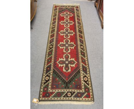 A Persian runner.