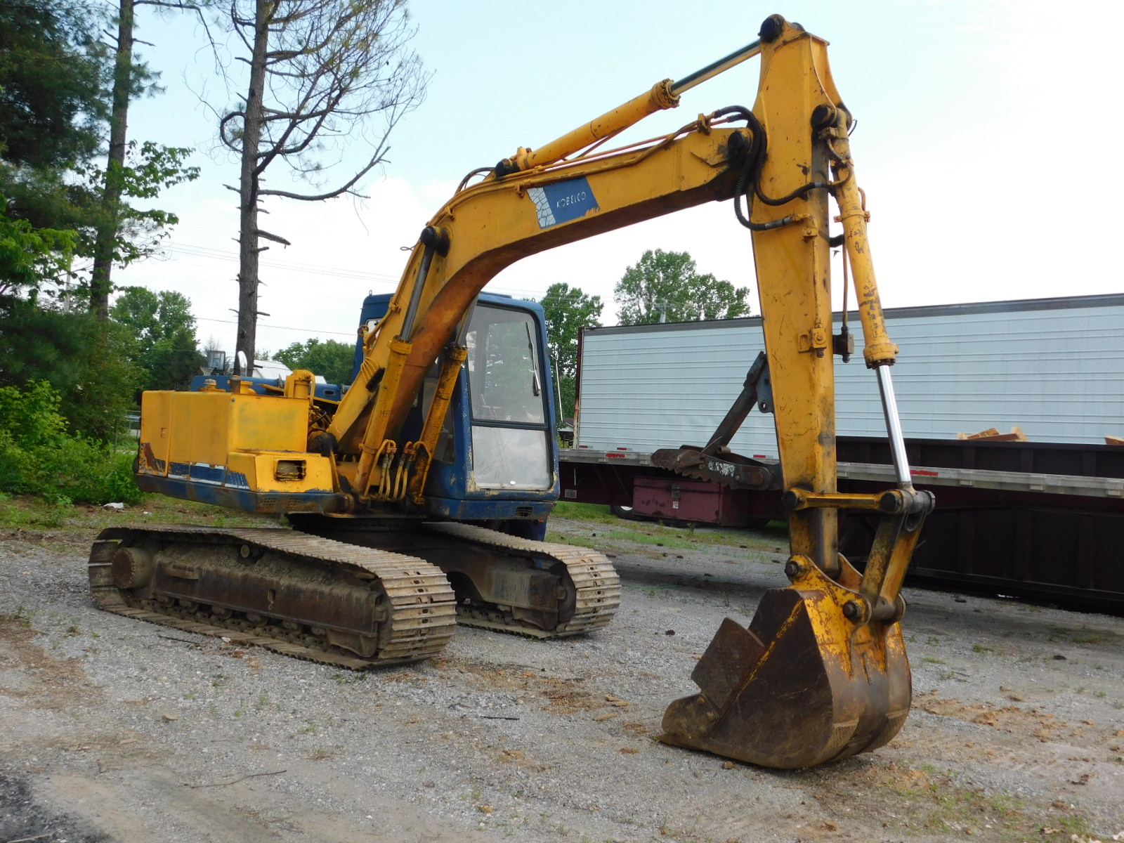 Kobelco Mdl SK04 Excavator 30" Bucket, W/Thumb, 5765Hrs, S/N YU02411