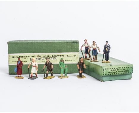 Dinky Toy Figures For 0 Gauge Railways, A group of smaller figures, mostly Passengers, with two original boxes (but not as co