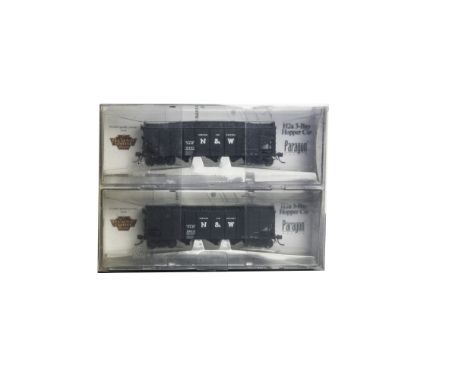 Broadway Ltd Imports HO Gauge Norfolk and Western Three Bay Hopper Cars, a pack of six, 807, H2A Hopper Cars in black livery 