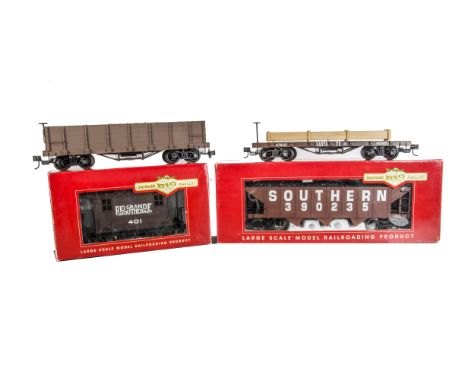 Bachmann G Scale Freight Stock, boxed Big Hauler Examples 98204 Southern L Hopper wagon in brown livery and 93142 Rio Grande 