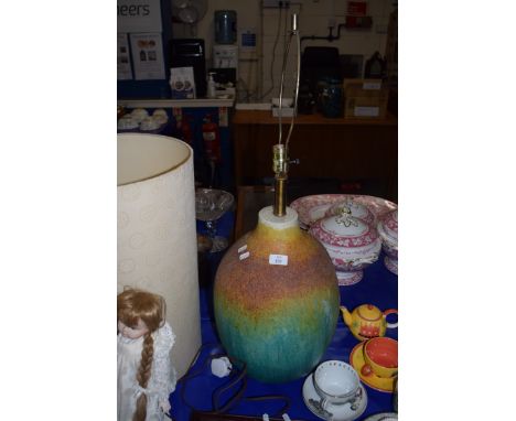 LARGE POTTERY TABLE LAMP