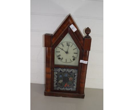 MANTEL CLOCK IN WOODEN ARCHED CASE