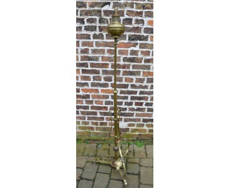 Victorian brass telescopic paraffin lamp (af)