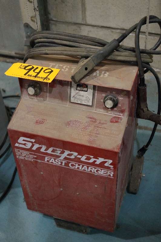 SNAPON YA167B FAST CHARGER 70/60 AMP BATTERY CHARGER/ENGINE STARTER