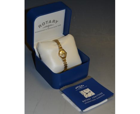 A 9ct gold Rotary ladies watch with 9ct gold bracelet, hallmarked, 17 jewel mechanism (1)