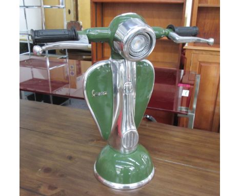 TABLE LAMP, in the form of a Vespa front with handlebars, 40cm H.