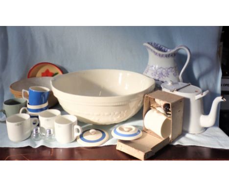 A LARGE WHITEWARE MIXING BASIN WITH MOULDEDSTAR DECORATION, AN ENAMEL TEAPOT and other vintage kitchenalia