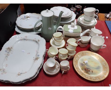 A QUANTITY OF DINNER, TEA AND COFFEE WARES including Royal Doulton, Royal Worcester and Limoges