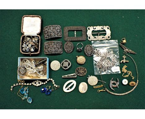 A COLLECTION OF COSTUME JEWELLERY including buckles, diamante, yellow and white metal and mother of pearl items